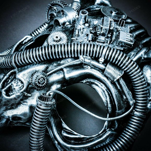 Silver Steampunk Vampire Skull Cat Face Party Mask - Picture 6 of 8